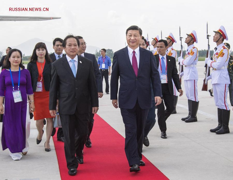 Председатель КНР Си Цзиньпин прибыл во вьетнамский Дананг для участия в неформальной встрече руководителей АТЭС