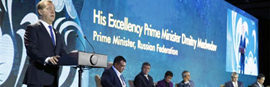 «Маниловщина» Медведева: Экономика растет, бизнес развивается