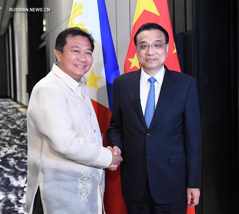 Ли Кэцян встретился со спикером палаты представителей парламента Филиппин П. Альваресом