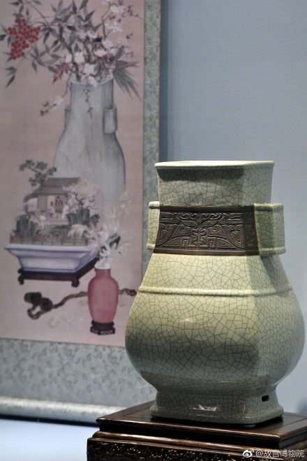 Выставка фарфора «гэяо» Музея Гугун