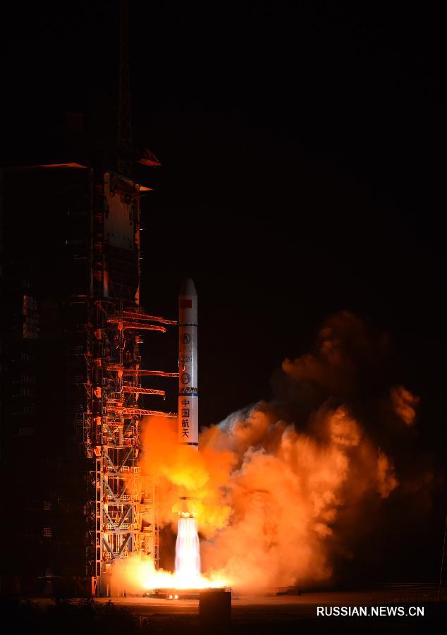 Китай успешно запустил вторую группу спутников "Яогань-30"