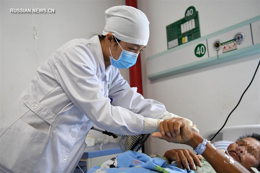 Китай заявил о практически "нулевом показателе" случаев инфицирования ВИЧ при переливании крови