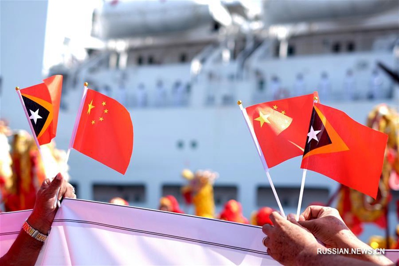 Корабль-госпиталь ВМС НОАК "Мирный ковчег" прибыл в Восточный Тимор