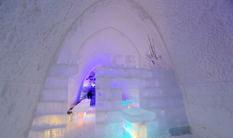 В Китае открылся первый отель из льда и снега