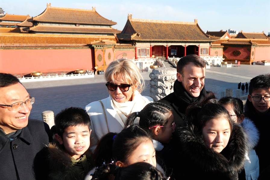 Эммануэль Макрон посетил музей "Гугун" в Пекине