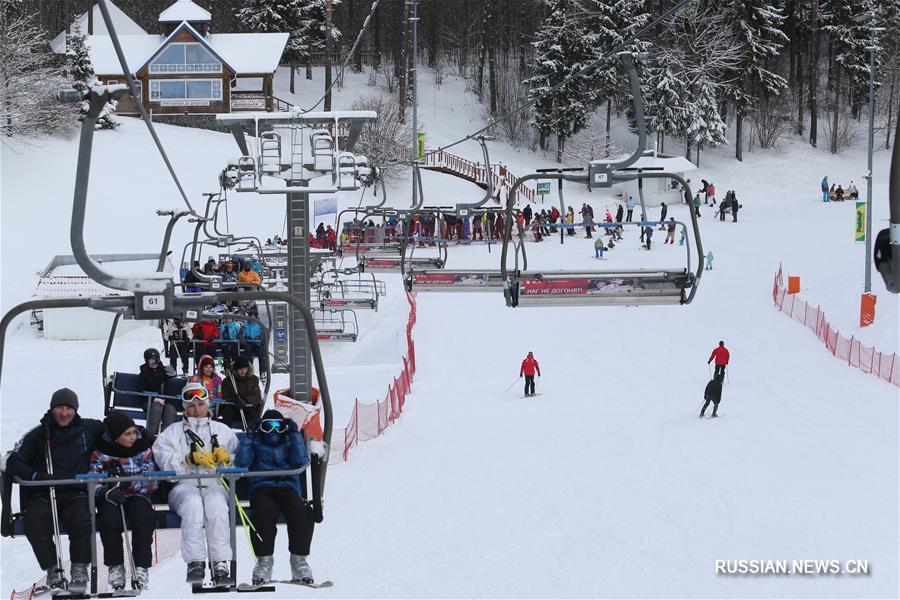 В белорусском горнолыжном центре "Силичи" отметили Всемирный день снега