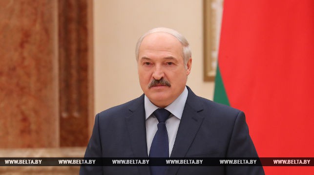 Лукашенко: Беларусь сделала первый шаг в построении интеллектуальной экономики
