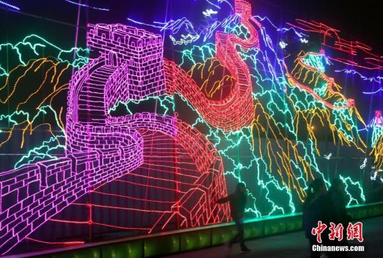 Разноцветные китайские фонари выходят на международный рынок