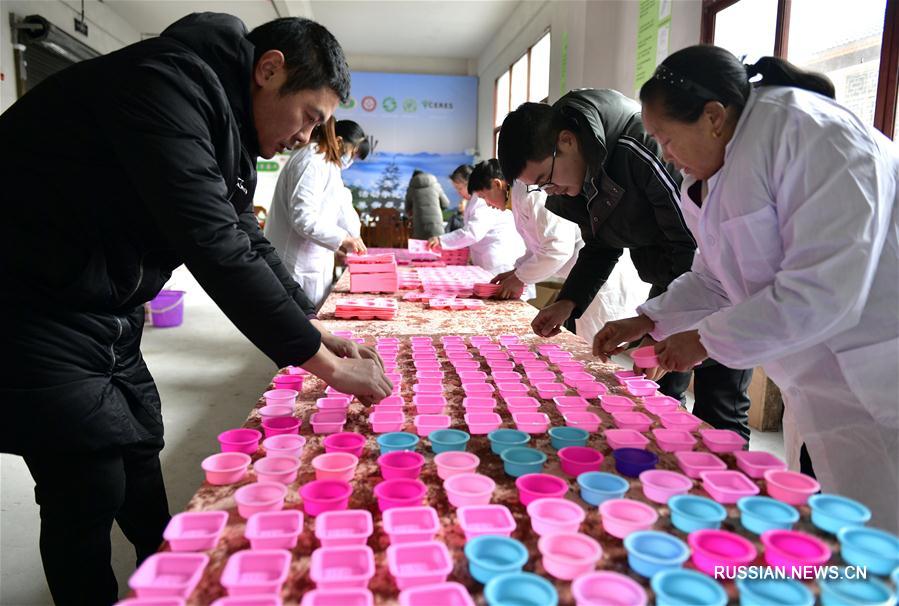 Производство чайного мыла избавило от нищеты жителей деревни Уцзятай