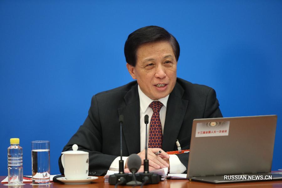 Чжан Есуй на пресс-конференции (Синьхуа)
