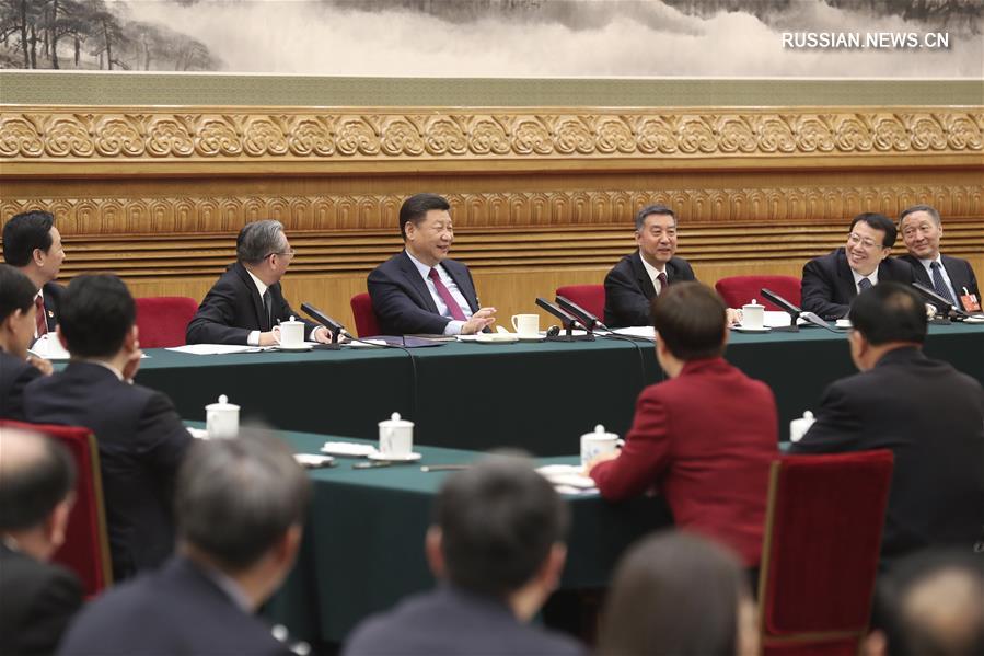 Си Цзиньпин участвовал в панельной дискуссии с депутатами ВСНП от провинции Шаньдун