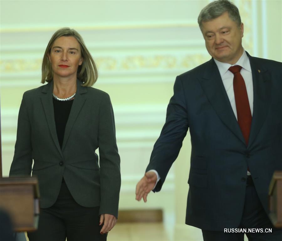 Президент Украины П.Порошенко встретился с главой дипломатии ЕС Ф.Могерини