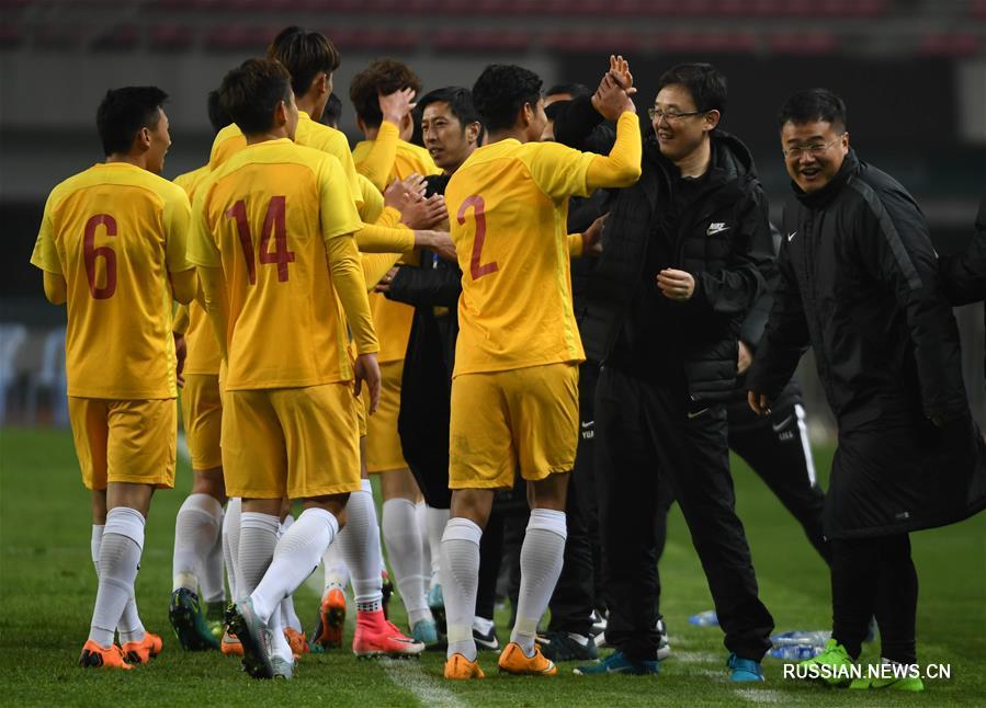 Футбол -- Молодежная команда Китая U21 победила сборную Таджикистана со счетом 2:1
