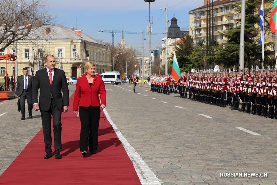 Болгария и Хорватия призвали ЕС к диалогу с Россией для смягчения напряженности