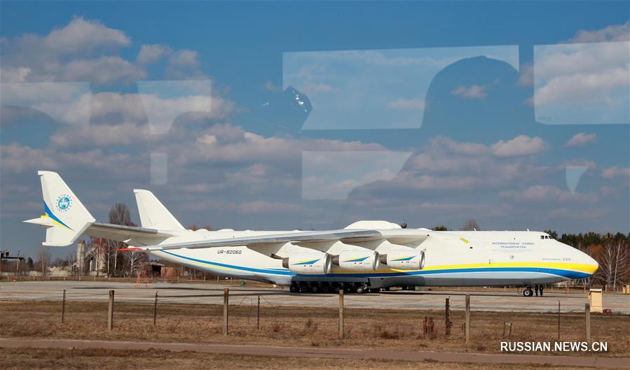 Украинский самолет-гигант "Мрия" отправился в коммерческий рейс
