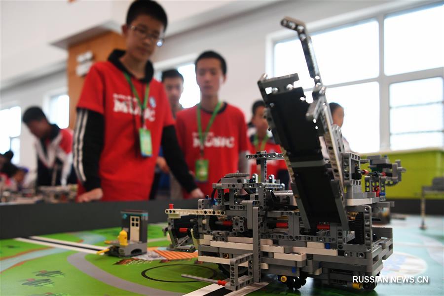 Отборочный тур 18-го Всекитайского детско-юношеского конкурса роботов прошел в уезде Юнцзин