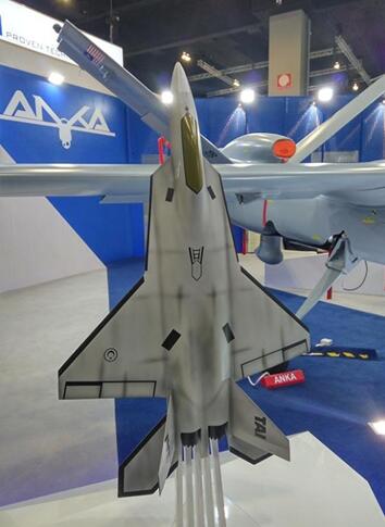 Китай представил передовые виды оружия на выставке в Малайзии