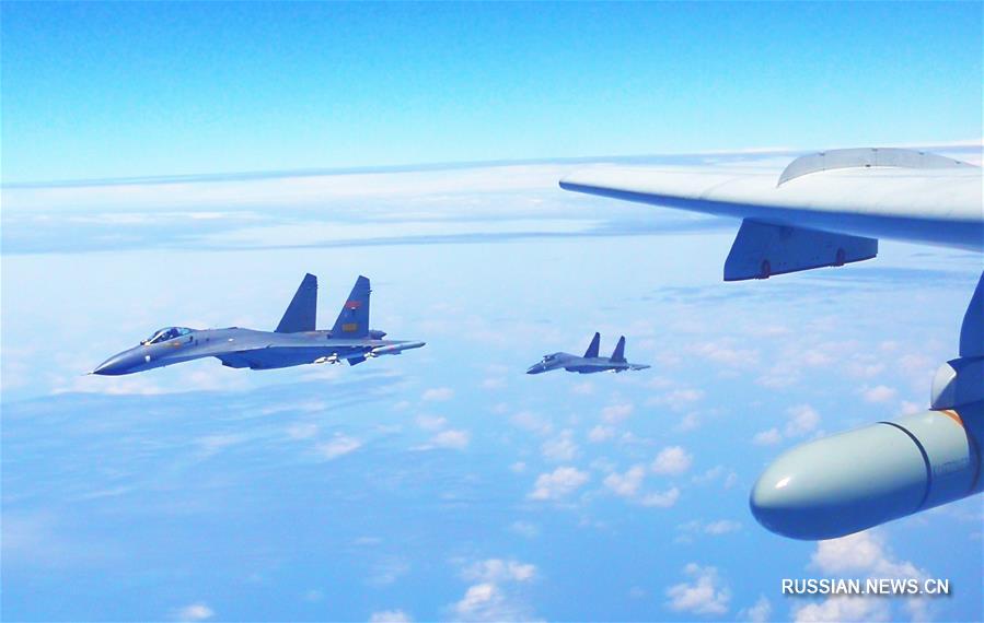 Самолеты ВВС НОАК различных типов совершили организованные "островные патрулирования" для повышения боеготовности