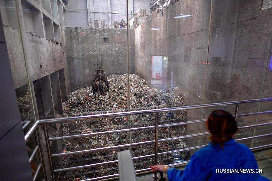 Превращение мусора в электричество на МСЭС в Чунцине 
