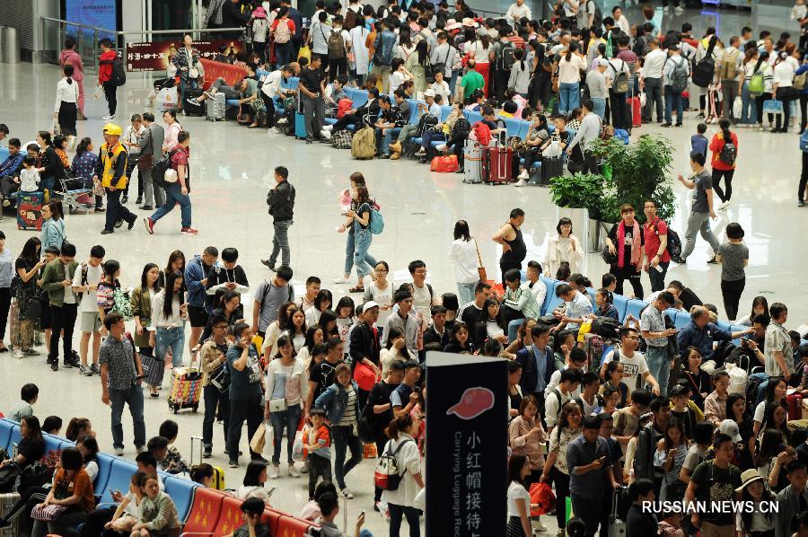 Объем пассажироперевозок по железным дорогам Китая растет по случаю окончания первомайских каникул