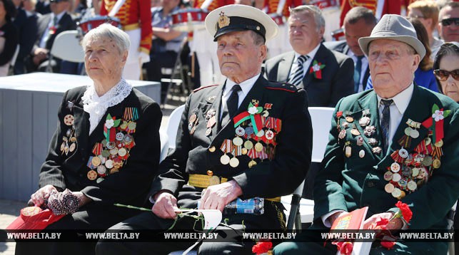 Лукашенко: в Беларуси навсегда сохранят правдивую историю Великой Отечественной войны