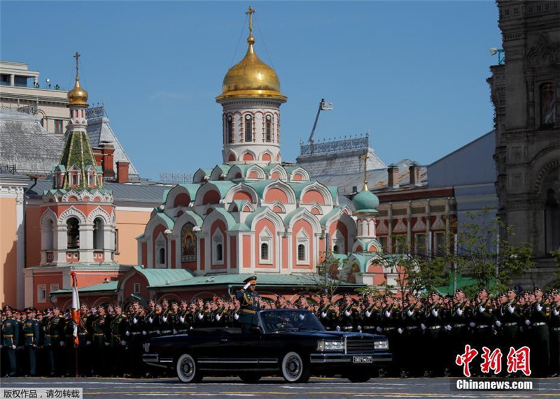 В Москве прошел торжественный парад в честь Дня Победы