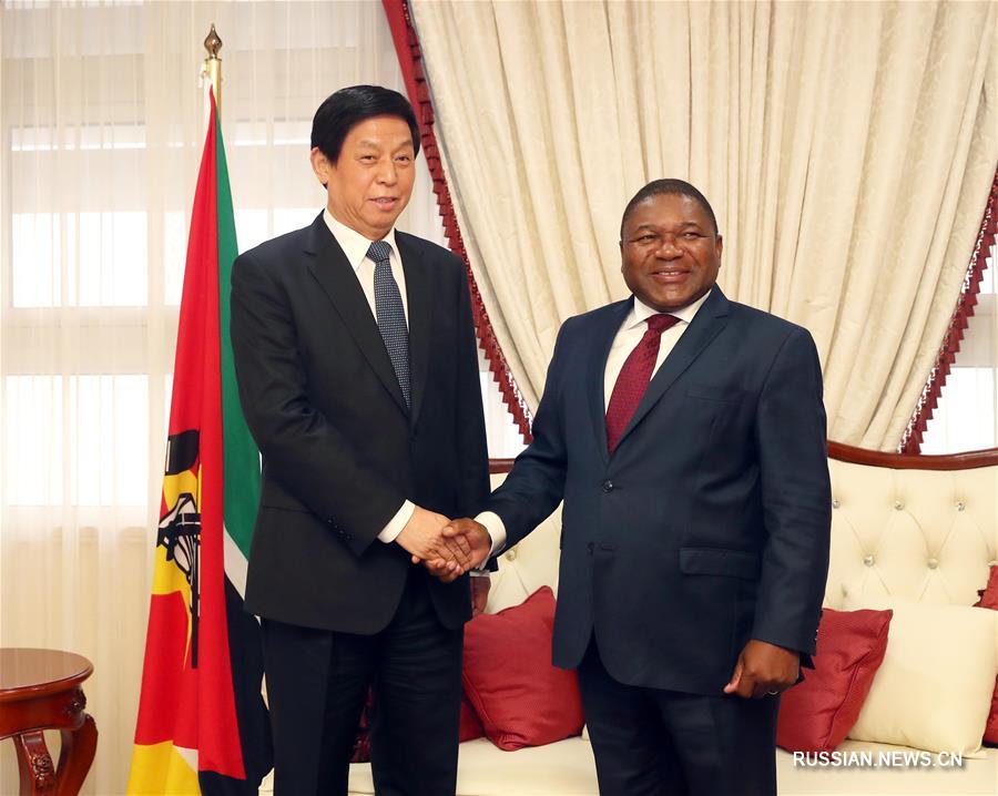 Ли Чжаньшу посетил Мозамбик с официальным дружественным визитом