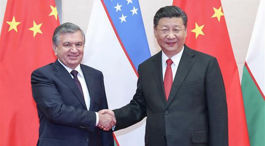 Встреча Си Цзиньпина с президентом Узбекистана Шавкатом Мирзиеевым