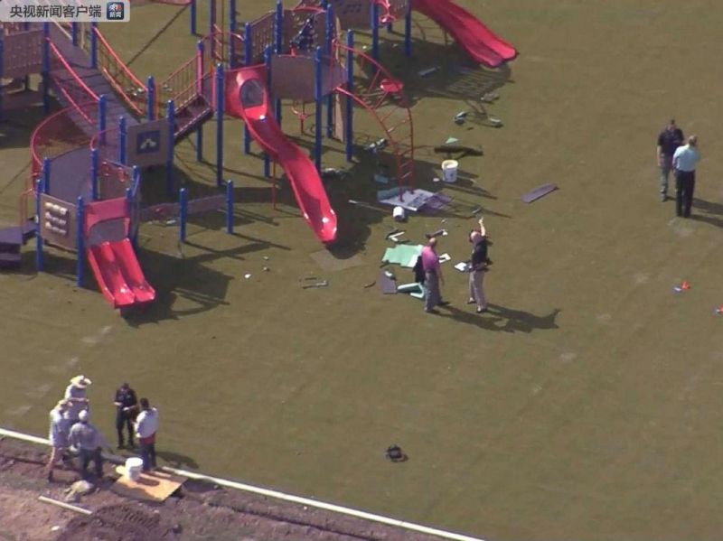 Два человека ранены в результате стрельбы в начальной школе в штате Канзас, учащиеся не пострадали