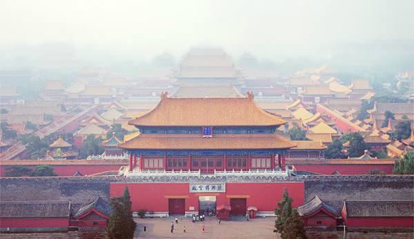 В Пекине началась работа по подаче заявки на включение линии старинных зданий центральной оси в список Всемирного культурного наследия