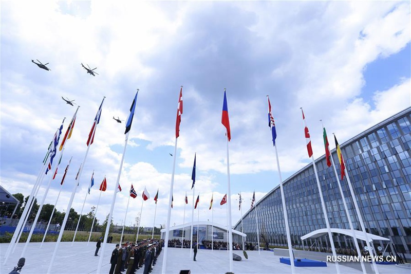 Внимание саммита НАТО сфокусировано на распределении оборонных расходов союзников, борьбе с терроризмом и укреплении потенциала сдерживания и обороны альянса