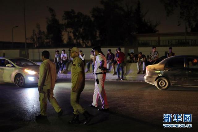 В Каире 12 человек получили ранения при взрыве на нефтехимическом заводе