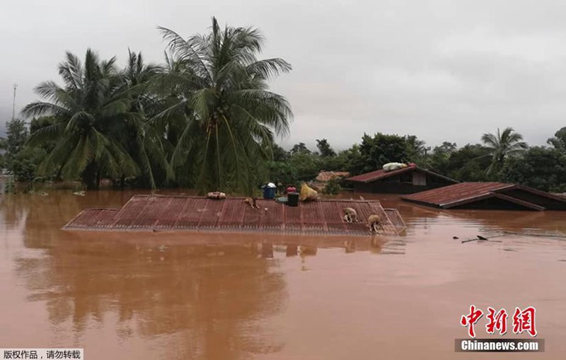 Несколько человек погибли, и сотни пропали без вести на юге Лаоса в результате обрушения плотины ГЭС