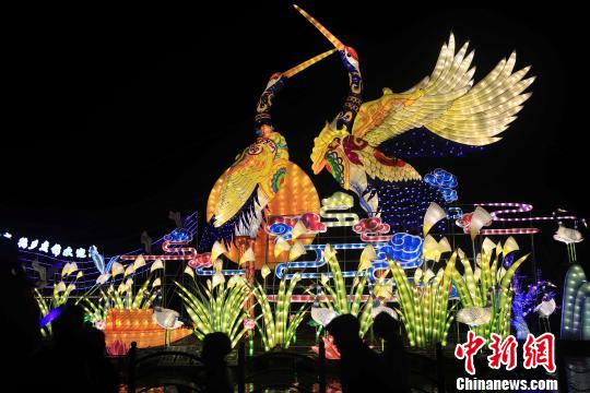 Фестиваль фонарей в провинции Ляонин
