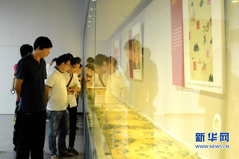 В городе Шиши Китая открылась выставка сокровищ Музея Гугун