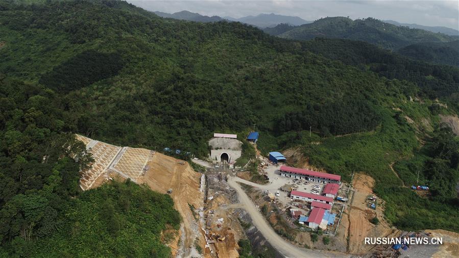 Закончено строительство первого тоннеля протяженностью более 1000 метров на железнодорожной магистрали Китай-Лаос