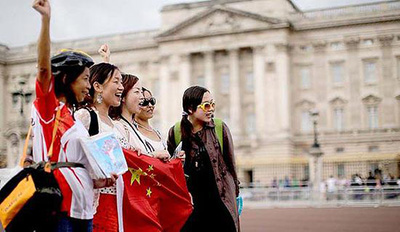 Пекин может открыть доступ к сфере выездного туризма для турфирм со стопроцентным иностранным капиталом