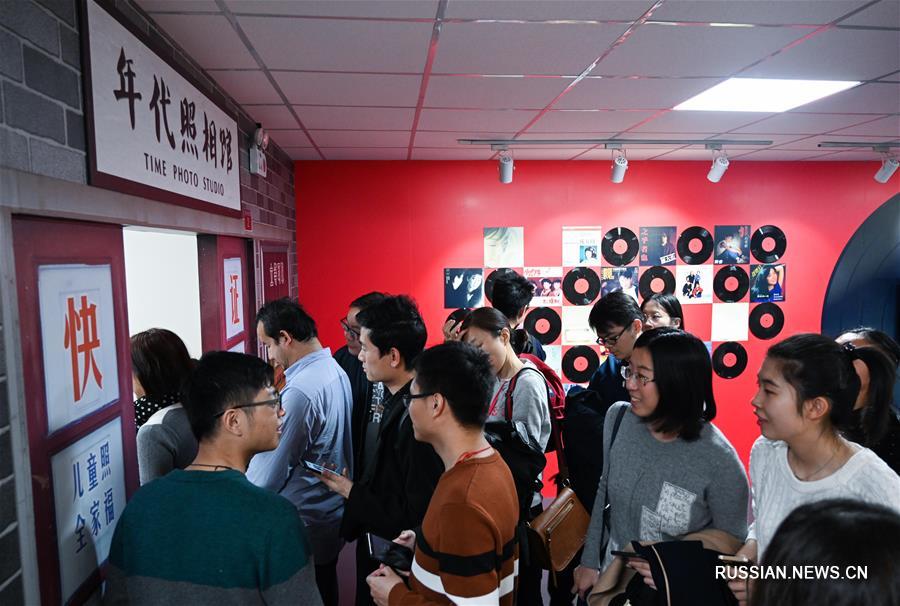 Визит на посвященную 40-летию политики реформ и открытости выставку в Пекине