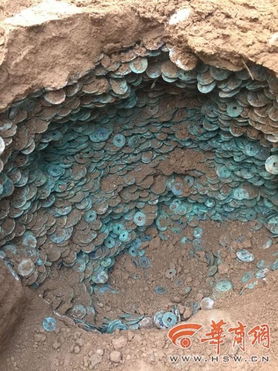 В провинции Шэньси найдены 100 тысяч древних монет