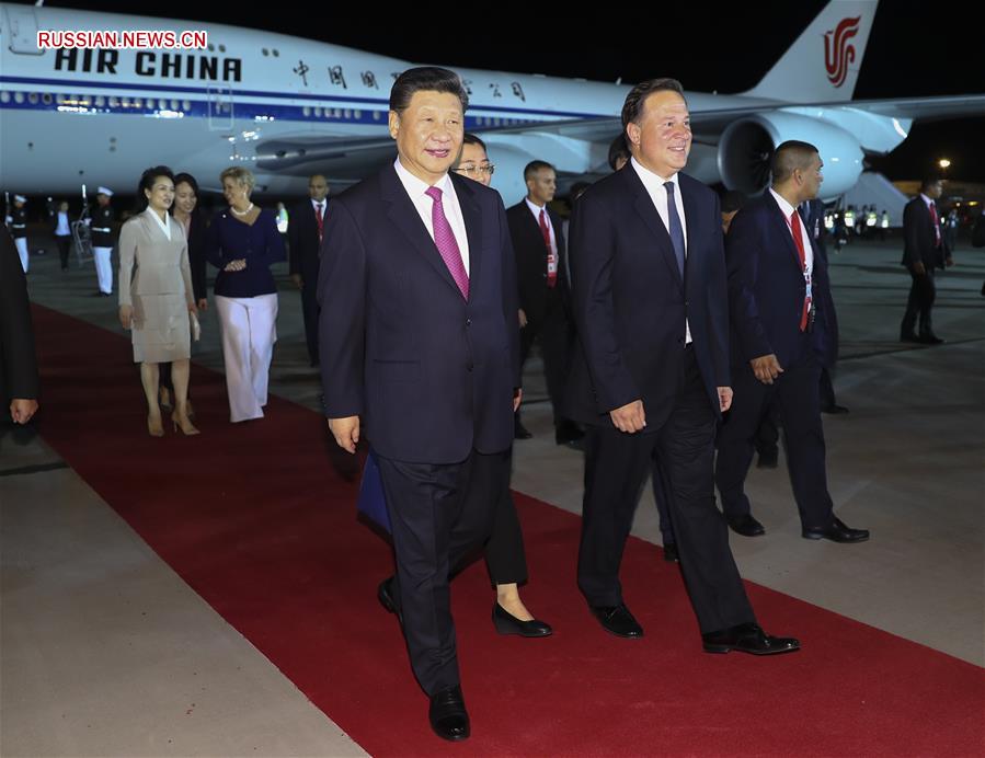 Председатель КНР Си Цзиньпин прибыл в Панаму с государственным визитом