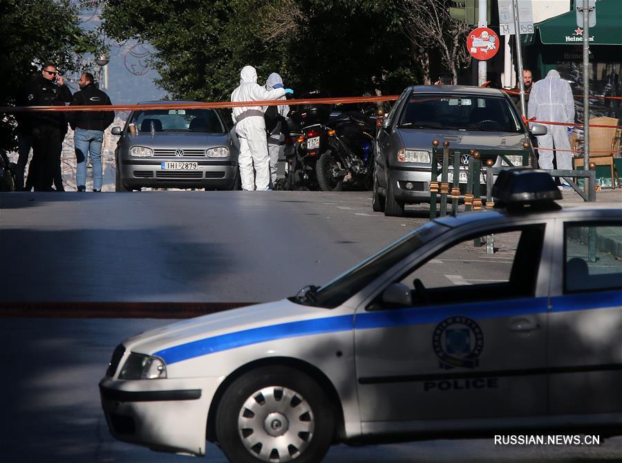 В Афинах прогремел взрыв возле церкви