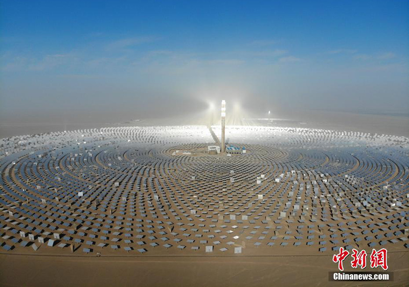 В Китае построена солнечная электростанция мощностью 100 мегаватт