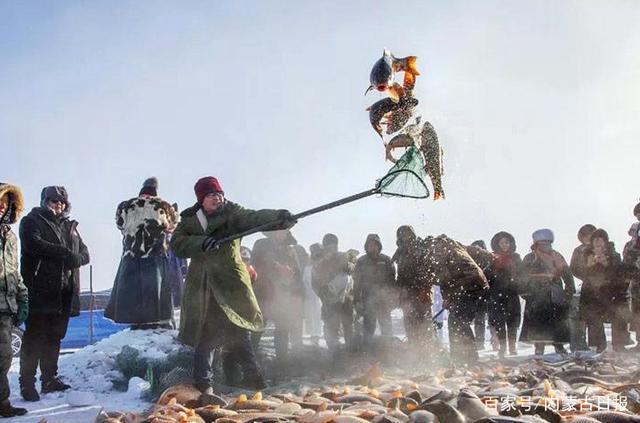 В провинции Цзилинь на озере Чаганьху открылся Фестиваль зимней рыбалки