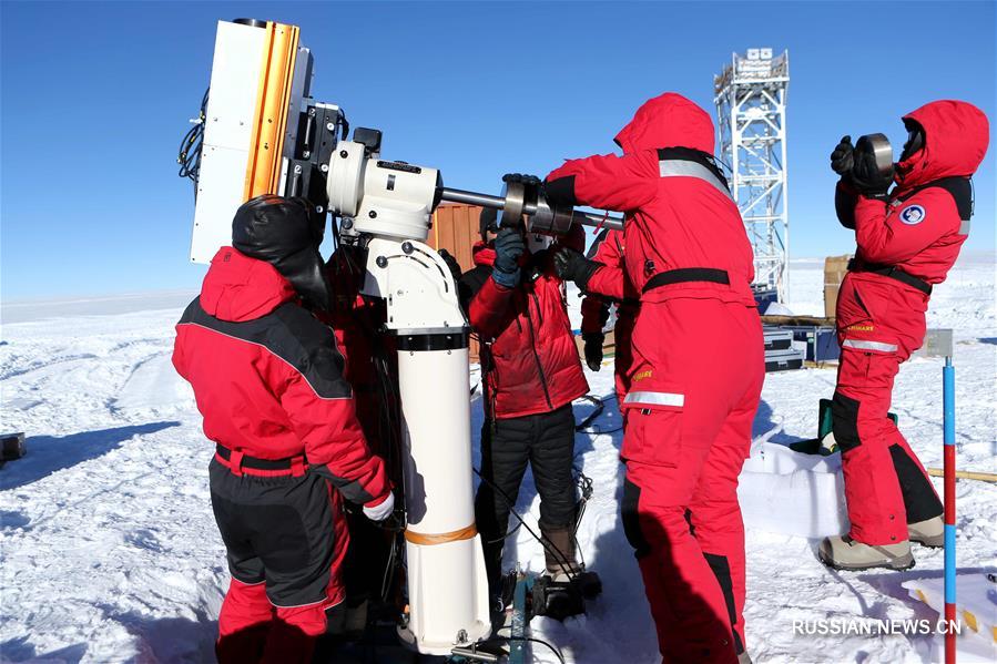 Китайские полярные исследователи установили на станции "Куньлунь" оборудование для наблюдения за Солнцем