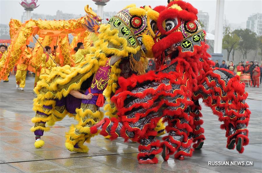 "Танцы львов и драконов" в провинции Цзянси