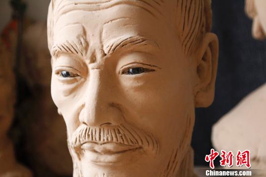 Удивительные глиняные скульптуры мастера из провинции Ганьсу