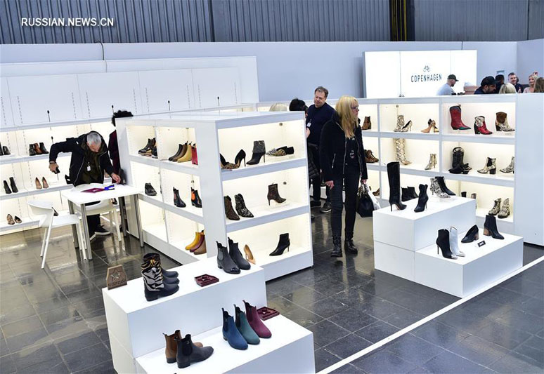 Открытие Международной выставки обуви и аксессуаров в Дюссельдорфе