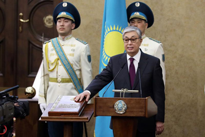 Новый президент Казахстана принес присягу в парламенте