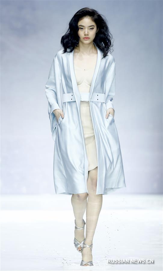 Показ одежды от бренда Grace Chen в Пекине