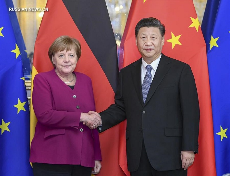 Си Цзиньпин встретился с канцлером Германии А. Меркель
